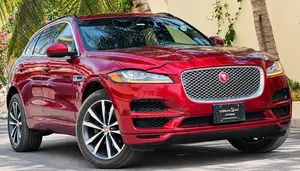 Jaguar F-Pace 2017 Rouge