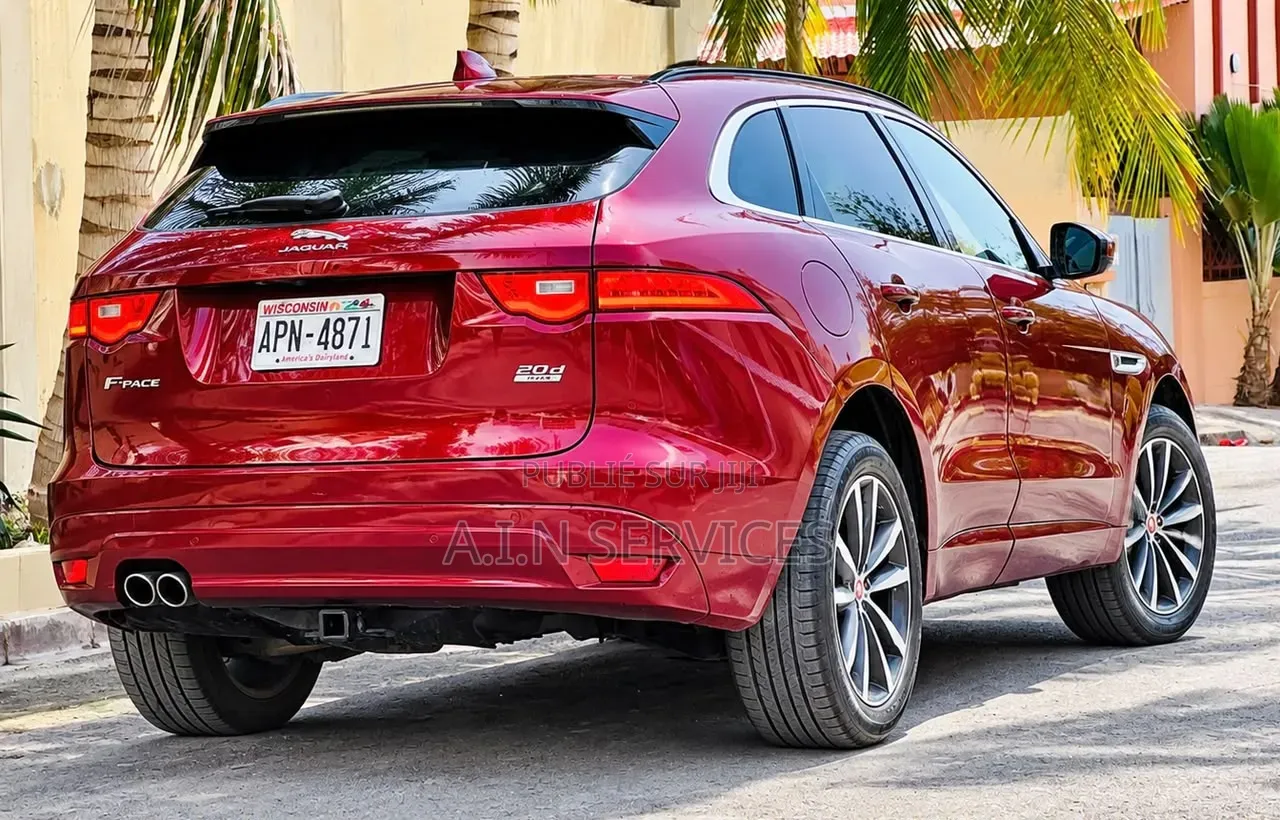 Jaguar F-Pace 2017 Rouge