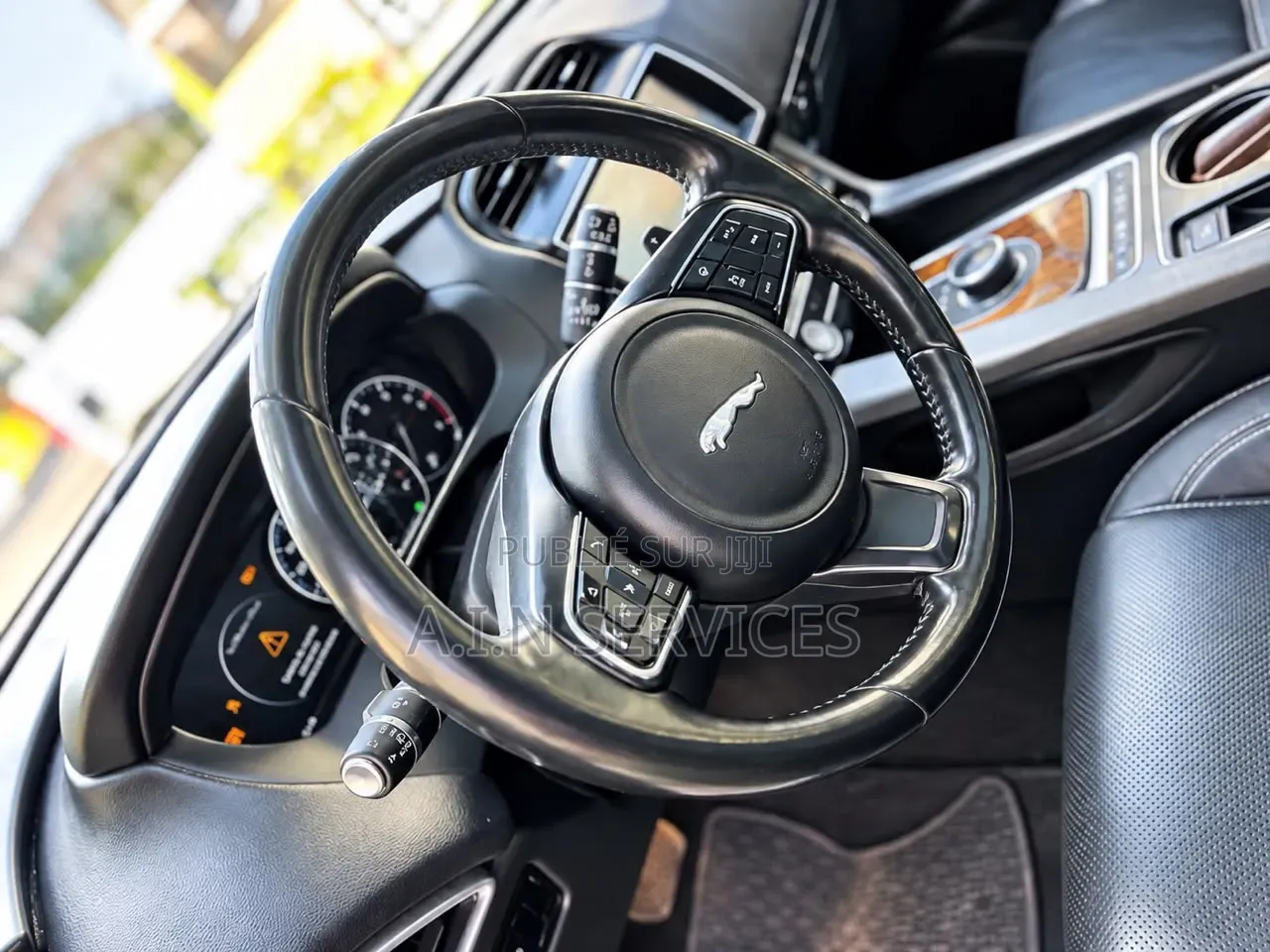 Jaguar F-Pace 2017 Rouge