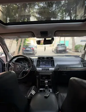 Toyota Land Cruiser Prado 2023 Noir Mat