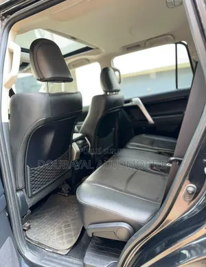 Toyota Land Cruiser Prado 2023 Noir Mat