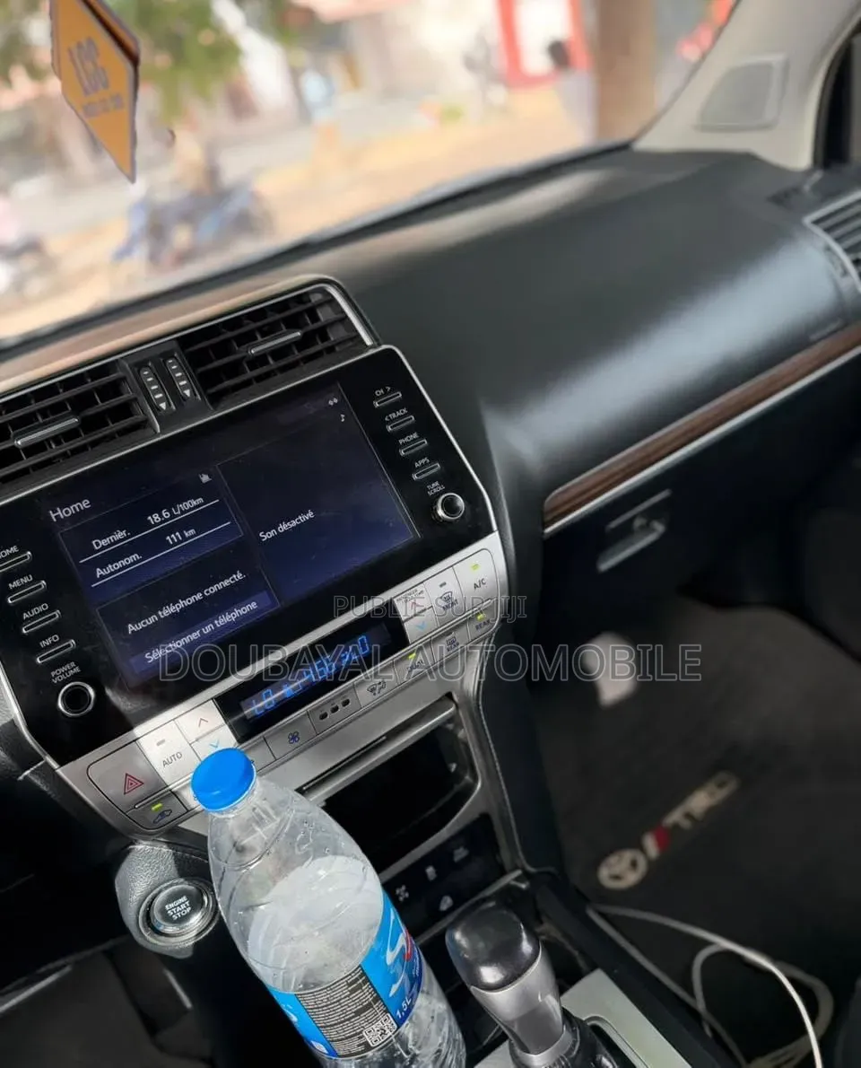 Toyota Land Cruiser Prado 2023 Noir Mat