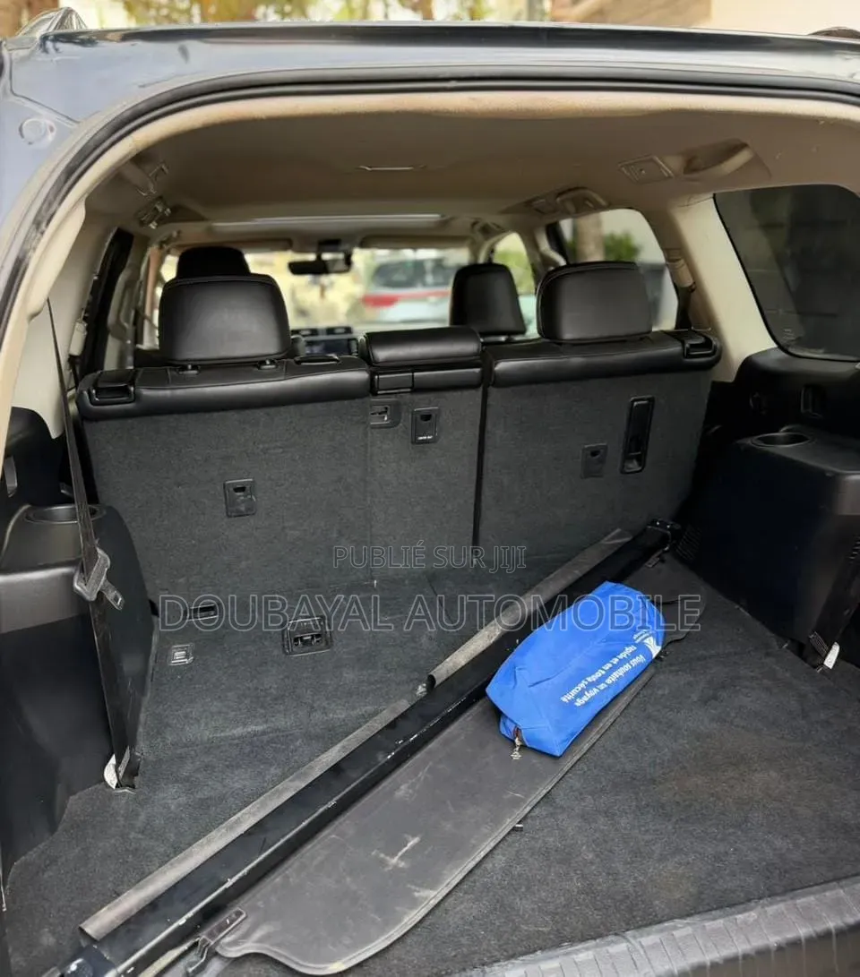 Toyota Land Cruiser Prado 2023 Noir Mat