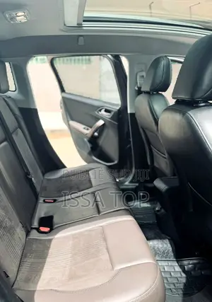 Peugeot 2008 2016 Gris