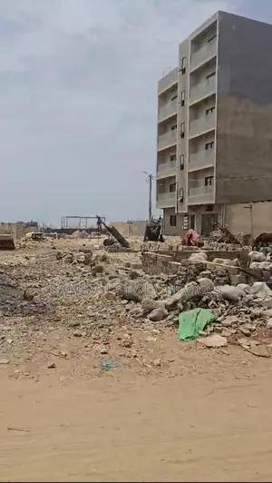 Terrain Angle À Vendre 170m2 Bail Individuel À Almadie Dakar Recasemen