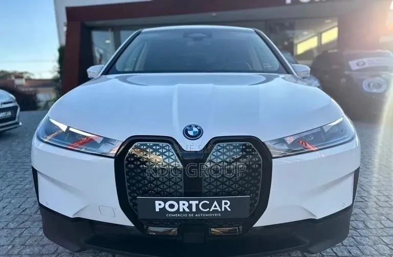 BMW iX 2023 Blanc