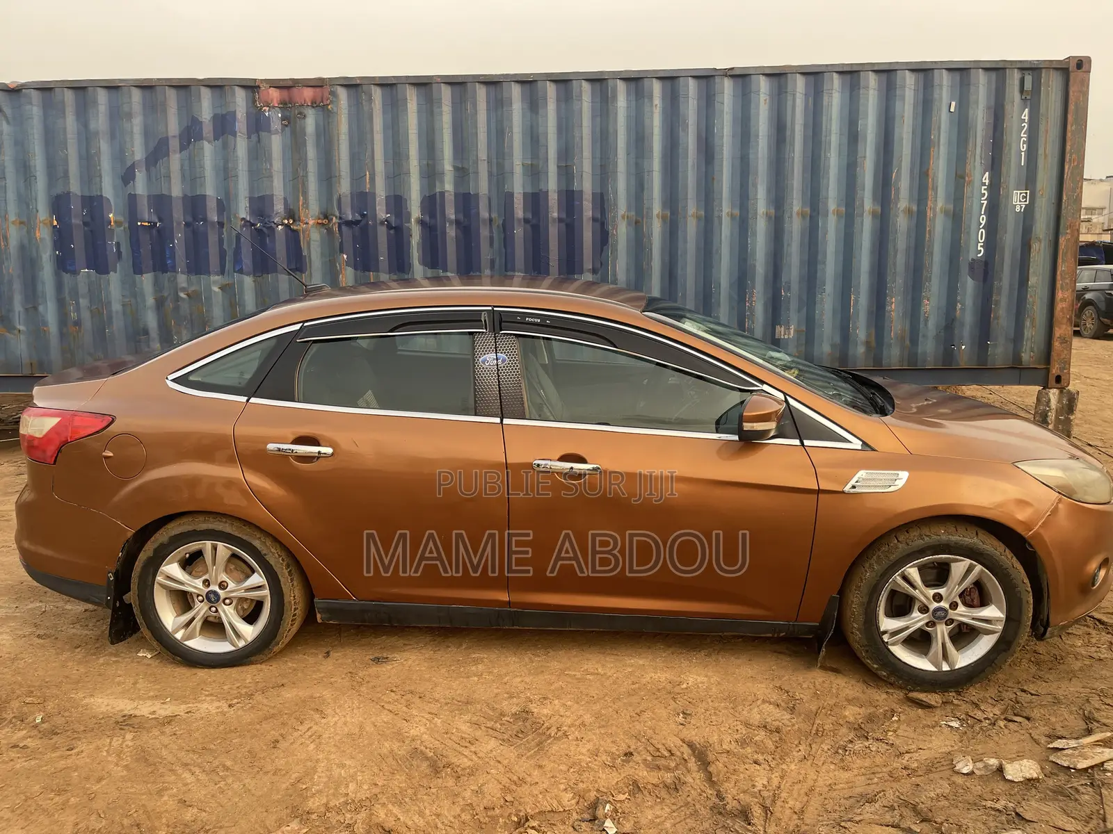 Ford Focus SE 5-Door 2013 Doré