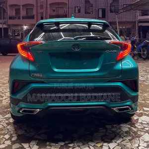 Toyota C-HR 2018 Vert