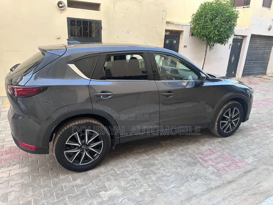 Mazda CX-5 2019 Gris