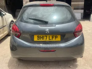 Peugeot 208 2017 Gris