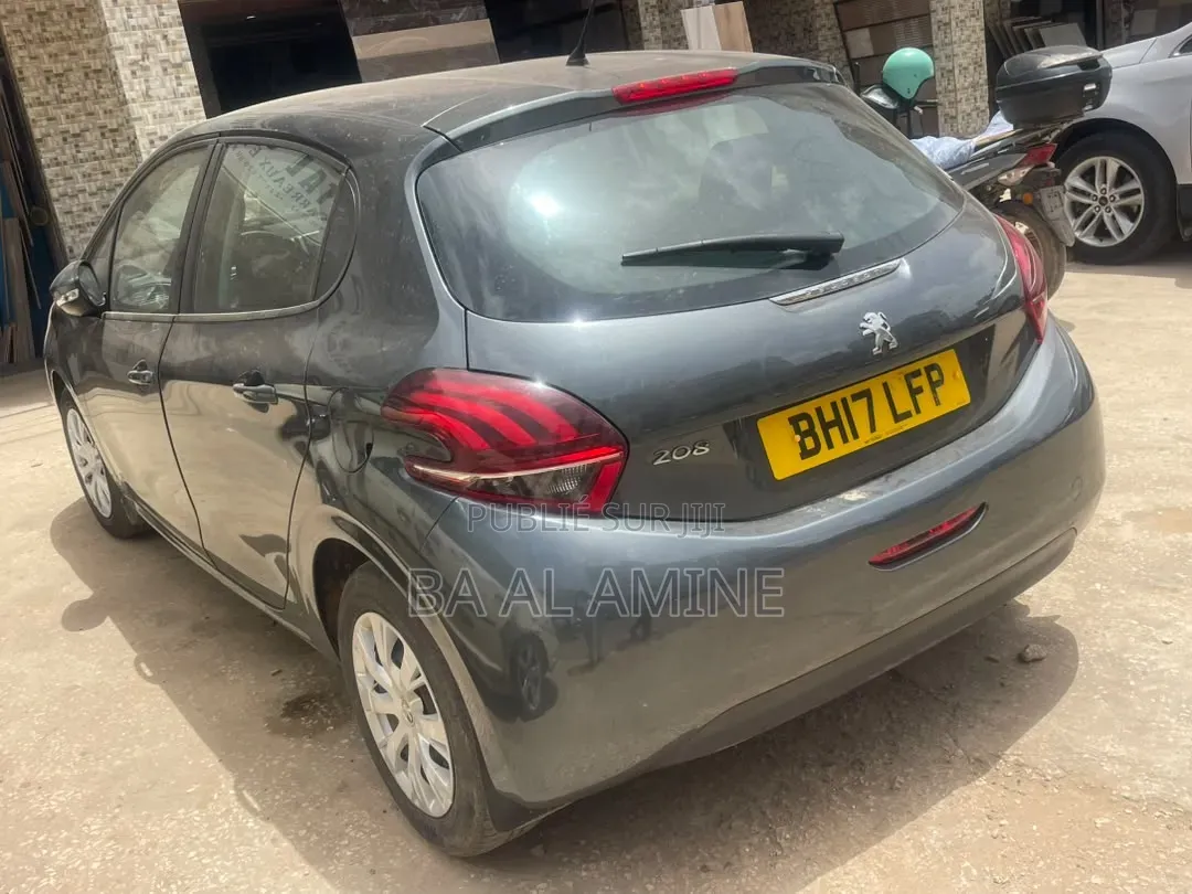 Peugeot 208 2017 Gris