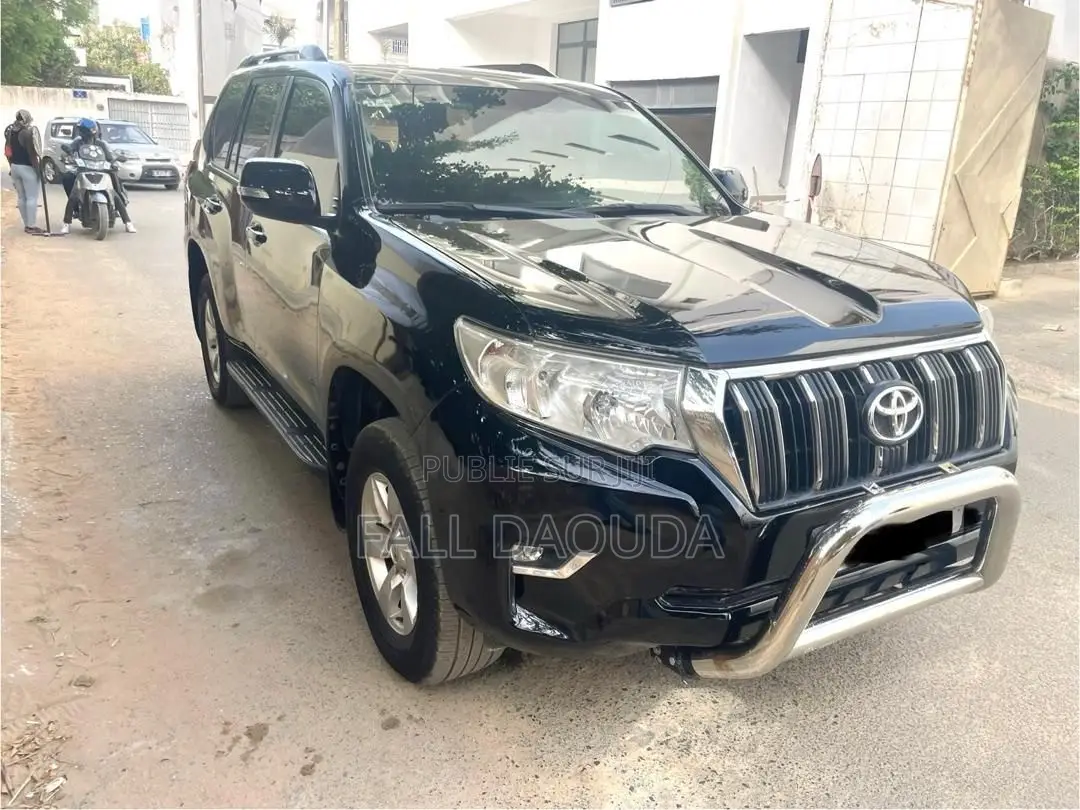 Toyota Land Cruiser Prado 2021 Noir