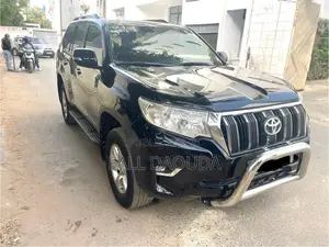 Toyota Land Cruiser Prado 2021 Noir