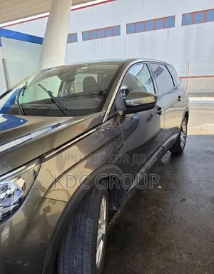 Peugeot 5008 2020 Gris