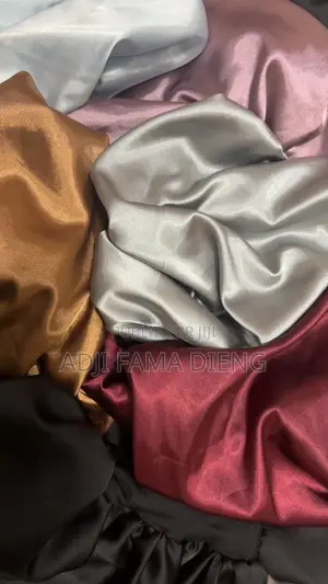 Bonnet en Satin Personnalisable