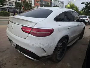Mercedes-Benz GLE-Class 2016 Blanc