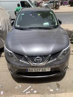 Nissan Qashqai 2015 Gris