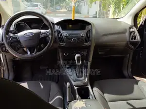 Ford Focus 2018 Gris