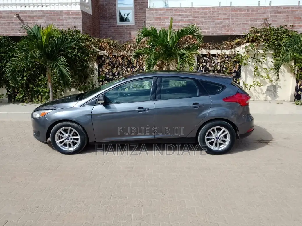 Ford Focus 2018 Gris