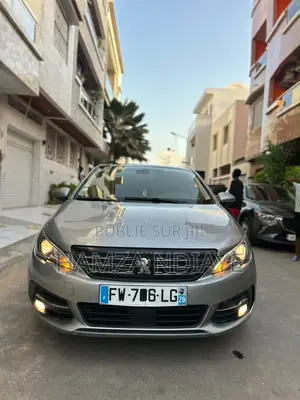 Peugeot 308 2018 Gris