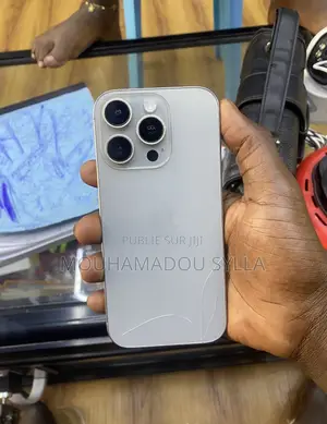 Pomme iPhone 16 Pro 128 GB Gris