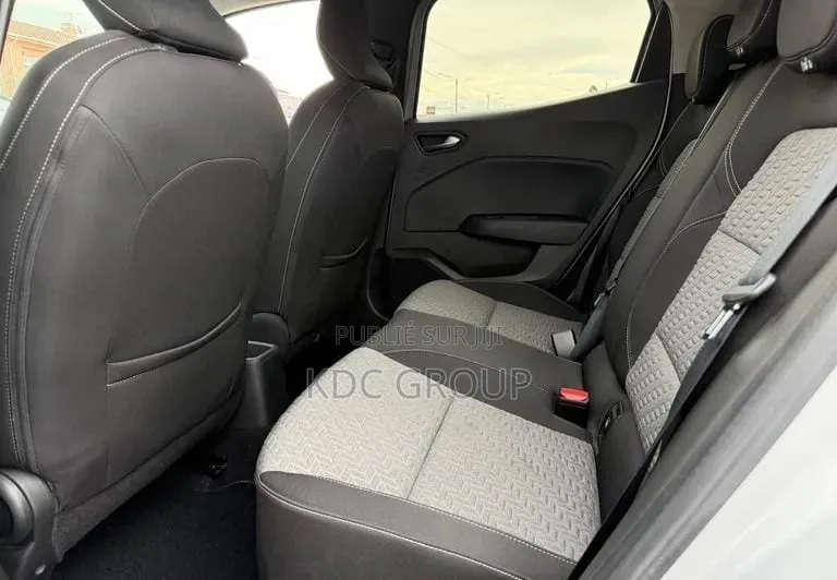 Renault Clio 2022 Gris
