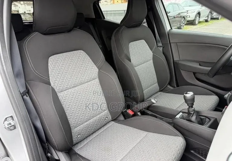 Renault Clio 2022 Gris