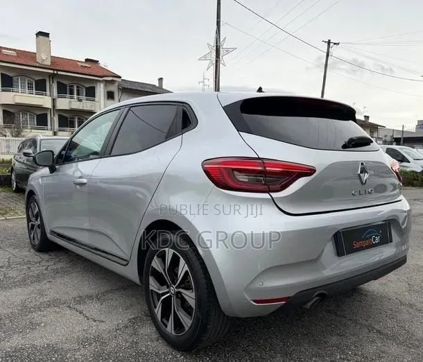 Renault Clio 2022 Gris