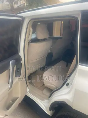 Toyota Land Cruiser Prado 2022 Blanc