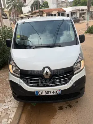 Renault Traffic 2018 Blanc