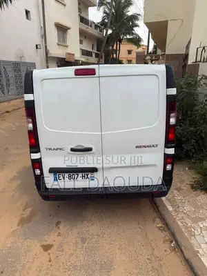 Renault Traffic 2018 Blanc