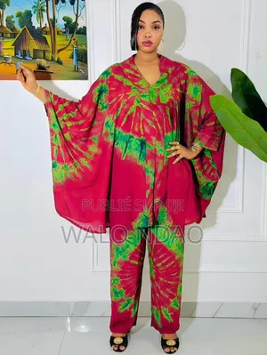 Robe Chic Et Élégante – Disponible À Petit Prix