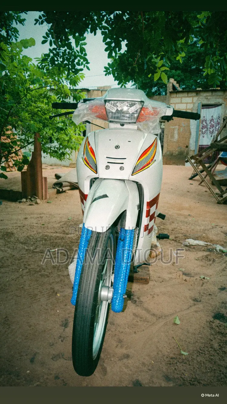 Nouveau KTM Duke 125 2025 Blanc