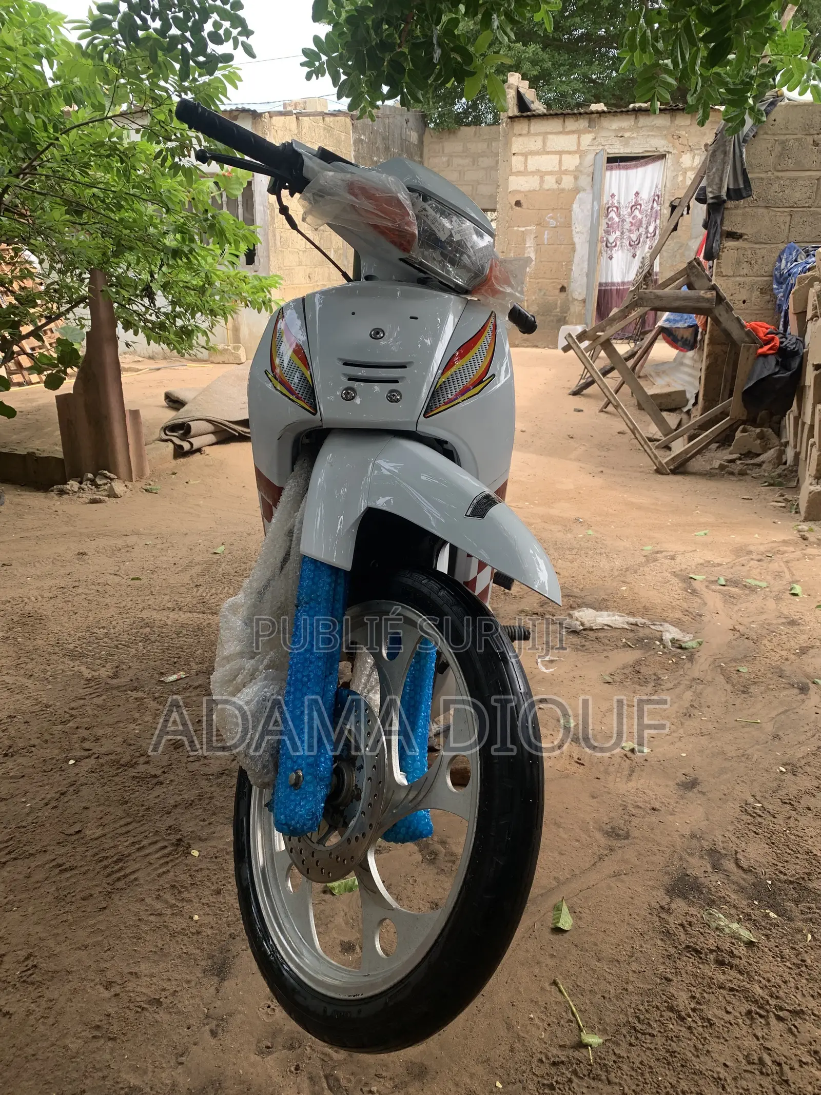 Nouveau KTM Duke 125 2025 Blanc