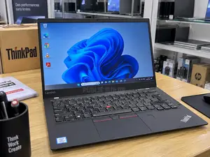 Nouveau Lenovo ThinkPad X1 Carbon 16GB Intel Core i7 SSD 1T