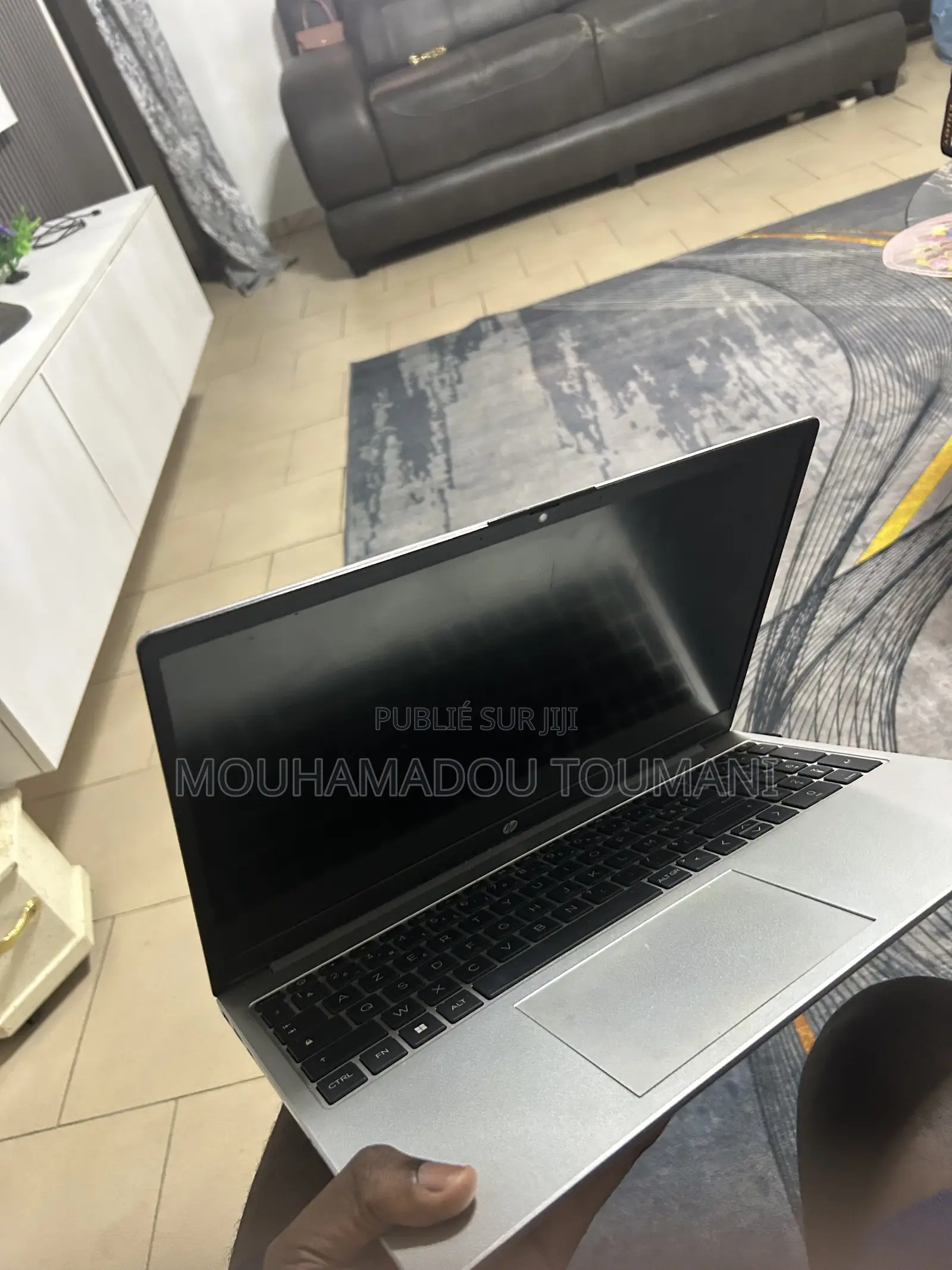 Ordinateur portable HP 250 G10 8GB AMD SSD 500GB