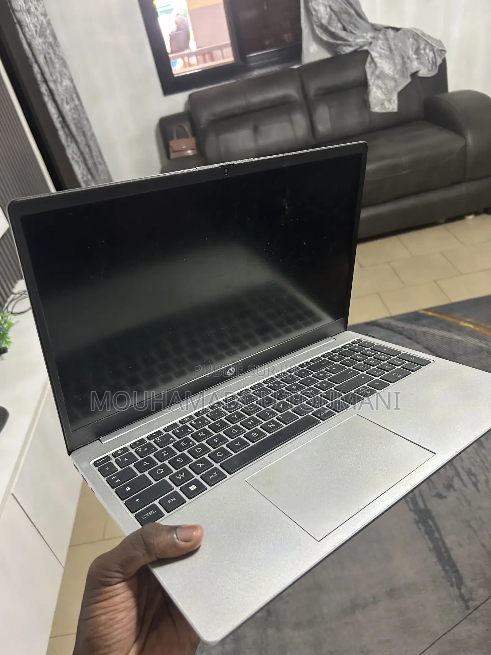Ordinateur portable HP 250 G10 8GB AMD SSD 500GB
