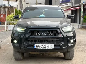 Toyota Hilux 2024 Noir