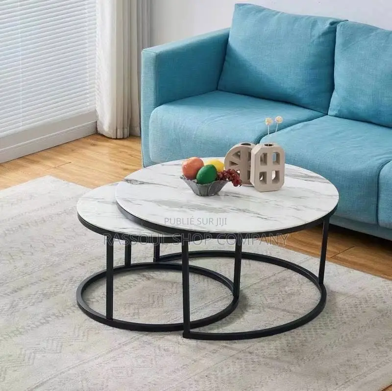 Table 2 Pièces Marbre en Verre Prix:20000f Contact WhatsApp