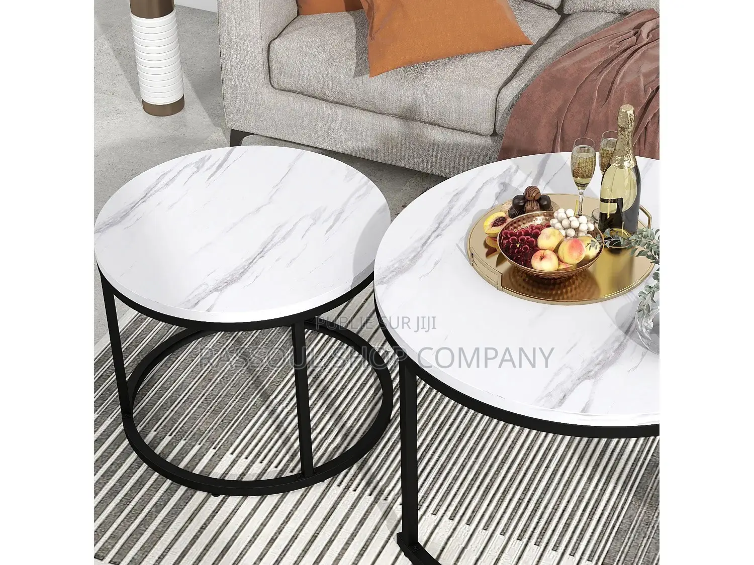 Table 2 Pièces Marbre en Verre Prix:20000f Contact WhatsApp
