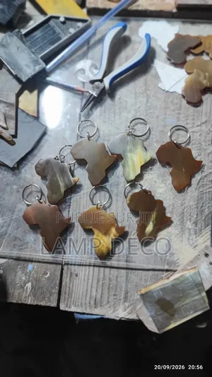 Artisanat Pendentif Boucle d'Oreille Bracelet en Corne De Zébu