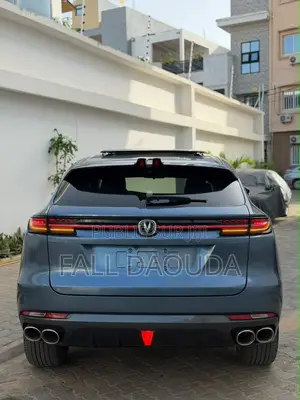Changan UNI-K 2023 Bleu