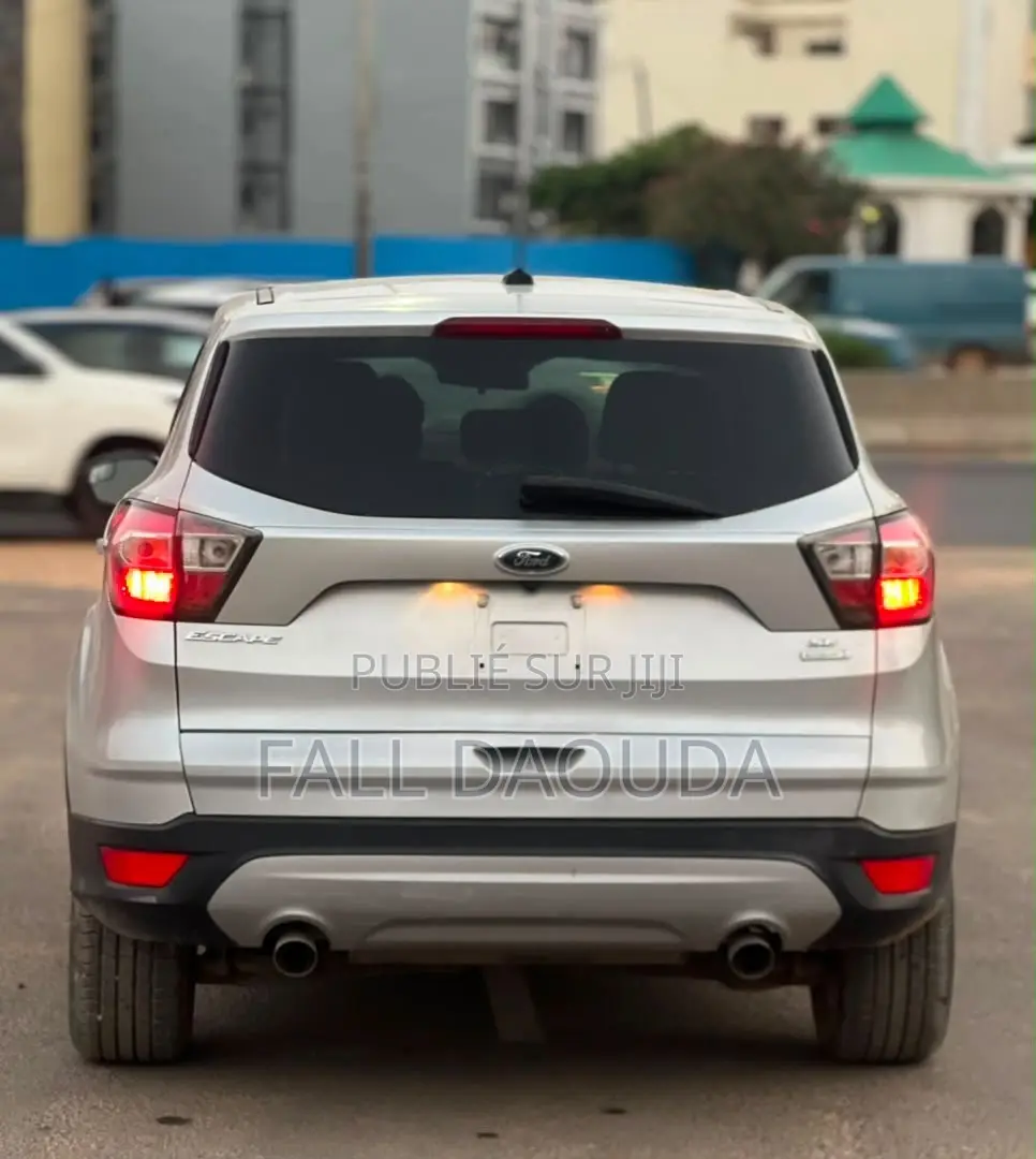 Ford Escape 2017 Gris