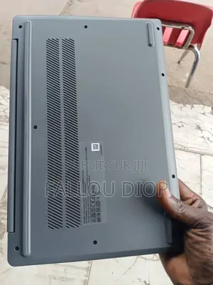 Nouveau Lenovo IdeaPad 1 8GB Intel Core i3 SSD 256GB