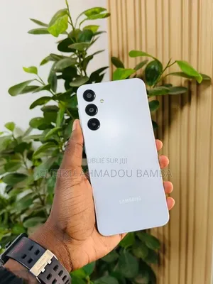 Nouveau Samsung Galaxy A16 5G 128 GB Gris