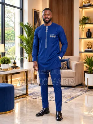 Tenue Traditionnelle De Bonne Qualité