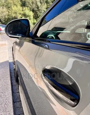 Mercedes-Benz C300 2024 Gris