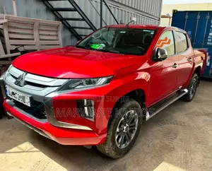 Mitsubishi L200 2023 Rouge