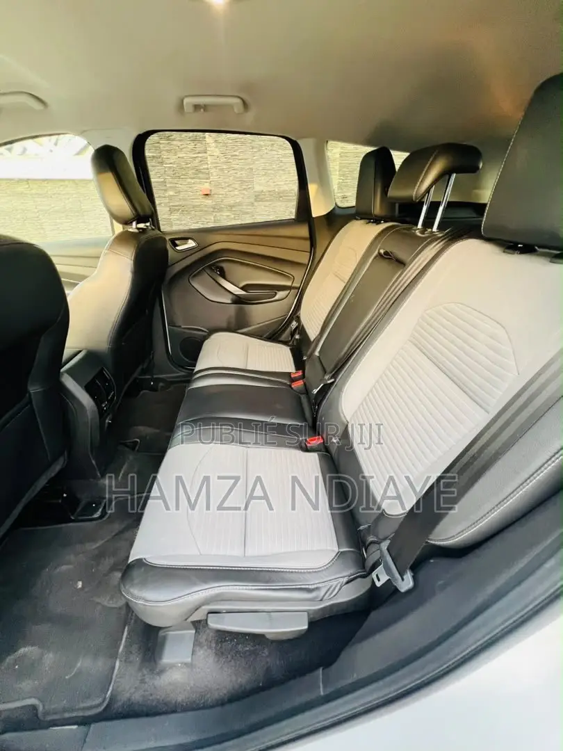 Ford Escape 2018 Blanc