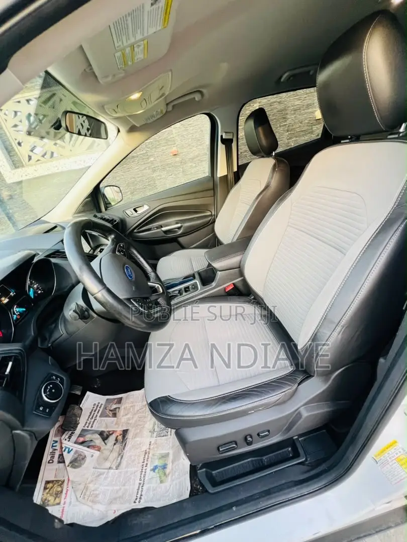 Ford Escape 2018 Blanc